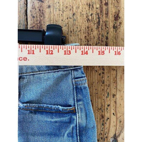 Cello Womens Distressed Denim High-Rise Shorts Size S Light Wash Fringe Hem NEW - Picture 7 of 8